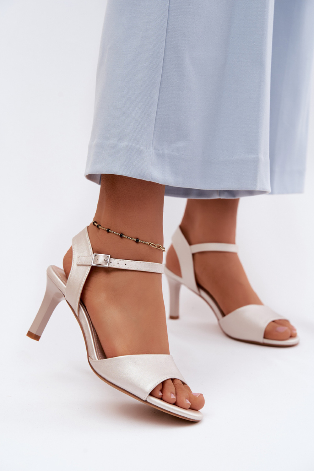 Sandalen mit Absatz model 228107 Step in style