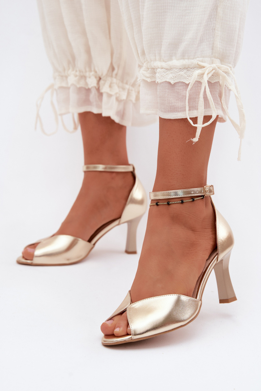 Sandalen mit Absatz model 229703 Step in style