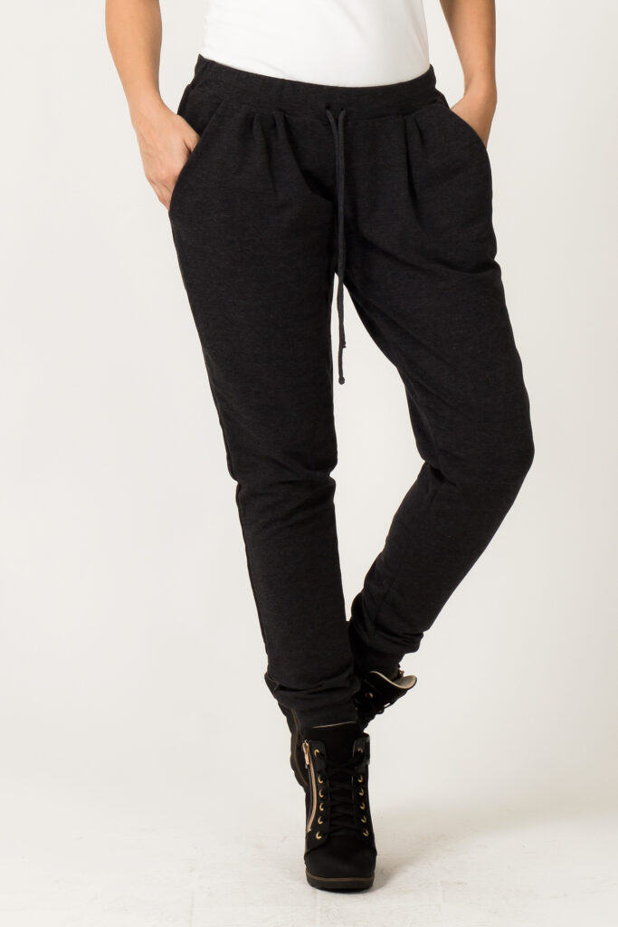 Sportanzug Hosen model 36110 Tessita