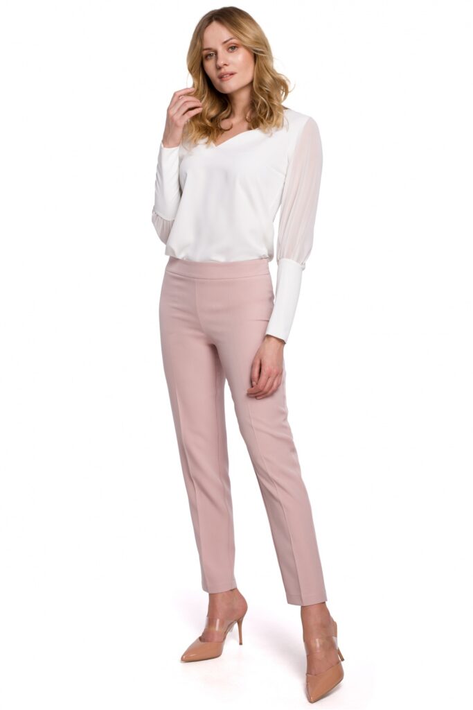 Lange Hose model 142974 Makover