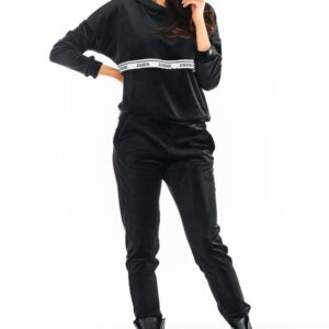 Sportanzug Hosen model 149784 awama