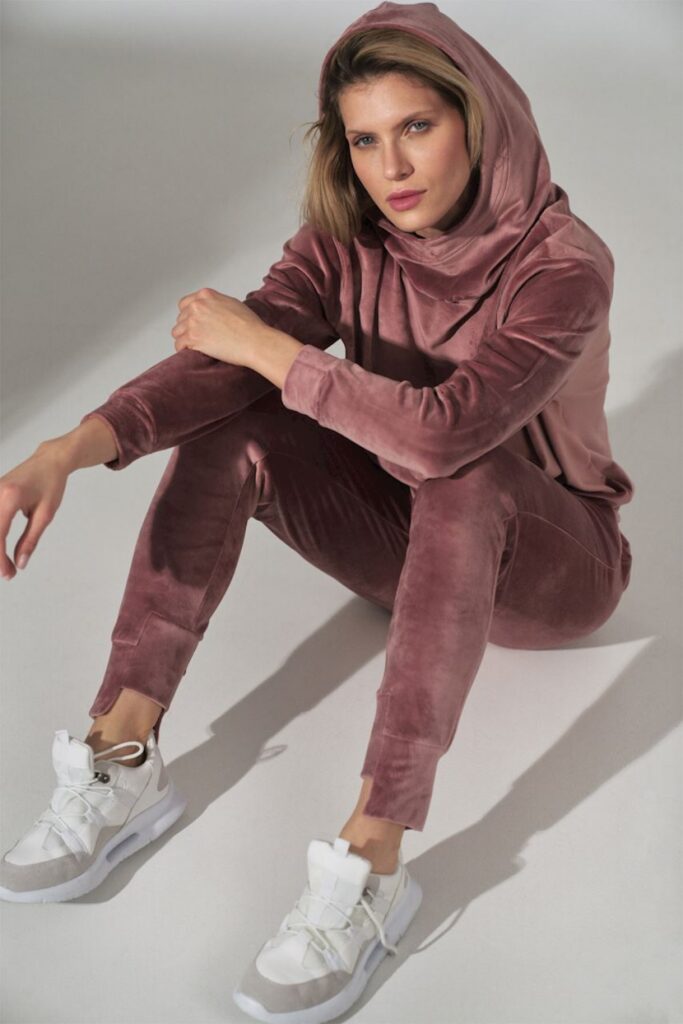 Sportanzug Hosen model 151803 Figl