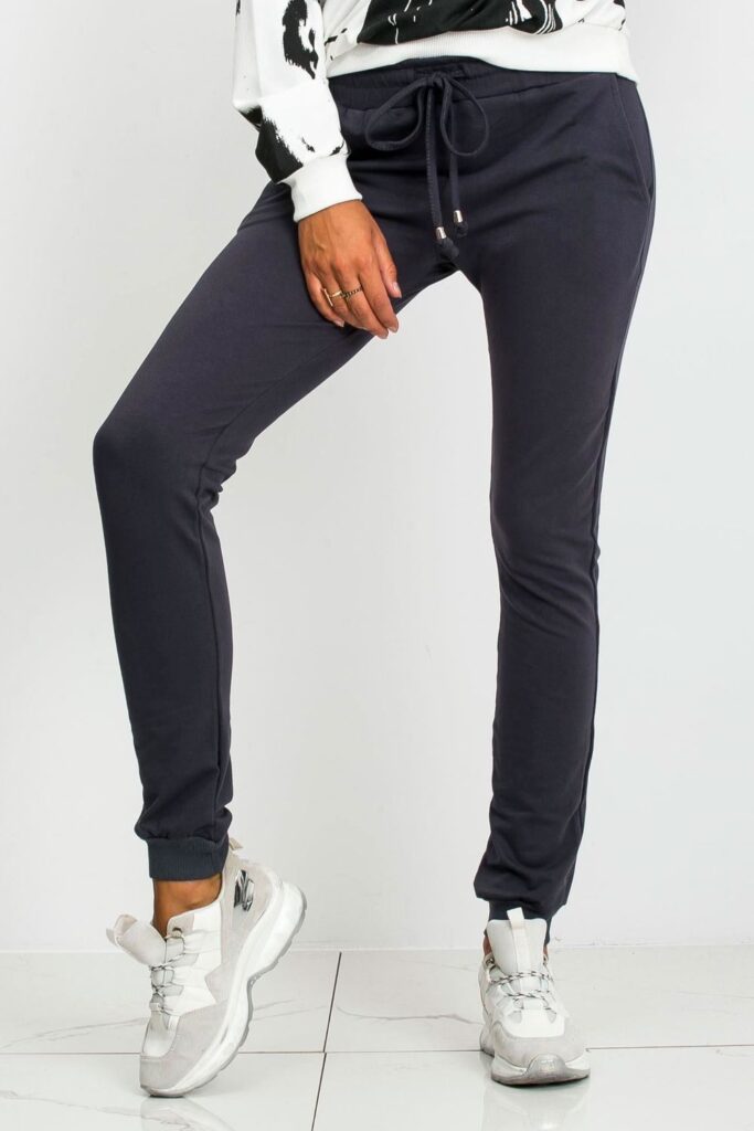 Sportanzug Hosen model 161326 BFG