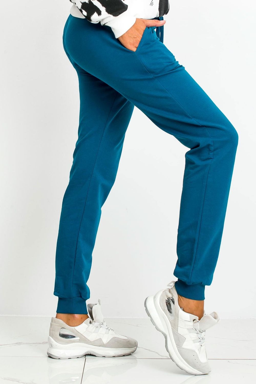 Sportanzug Hosen model 161328 BFG - Afbeelding 2