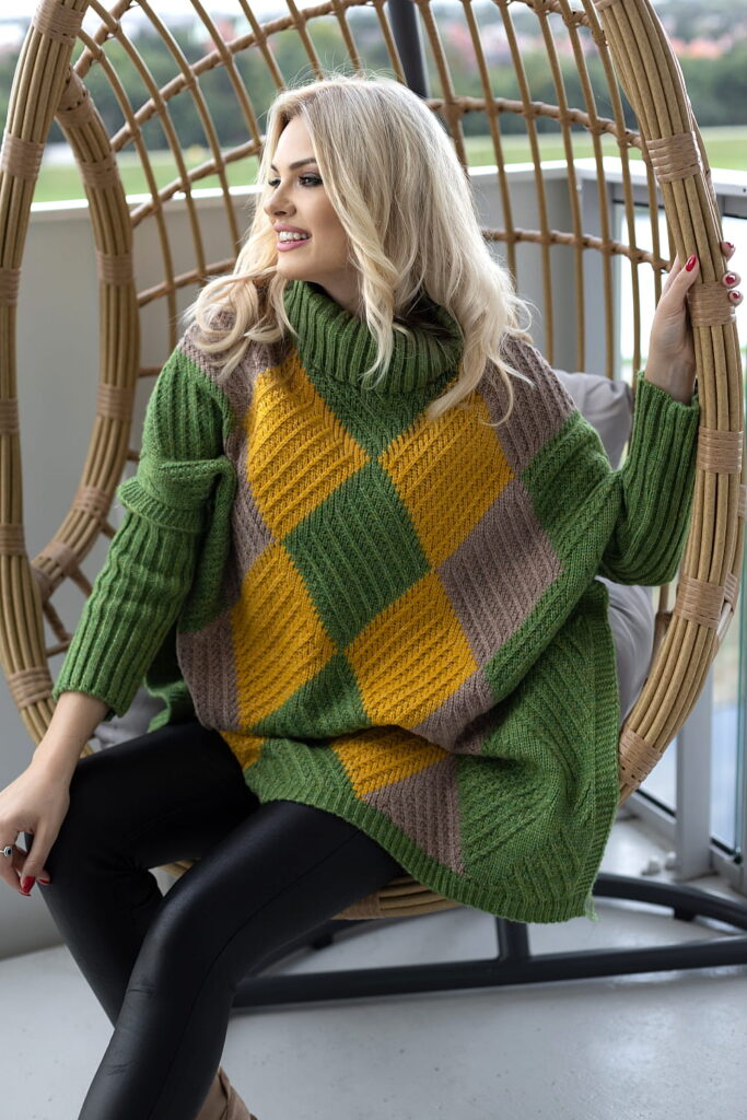 Rollkragenpullover model 171305 PeeKaBoo