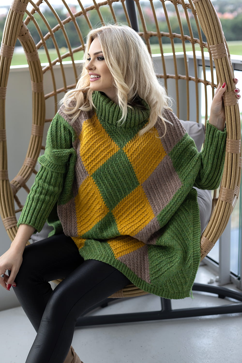 Rollkragenpullover model 171305 PeeKaBoo