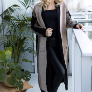 Cardigan model 171308 PeeKaBoo