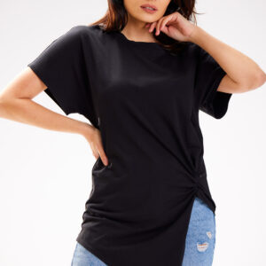 Bluse model 182023 Infinite You