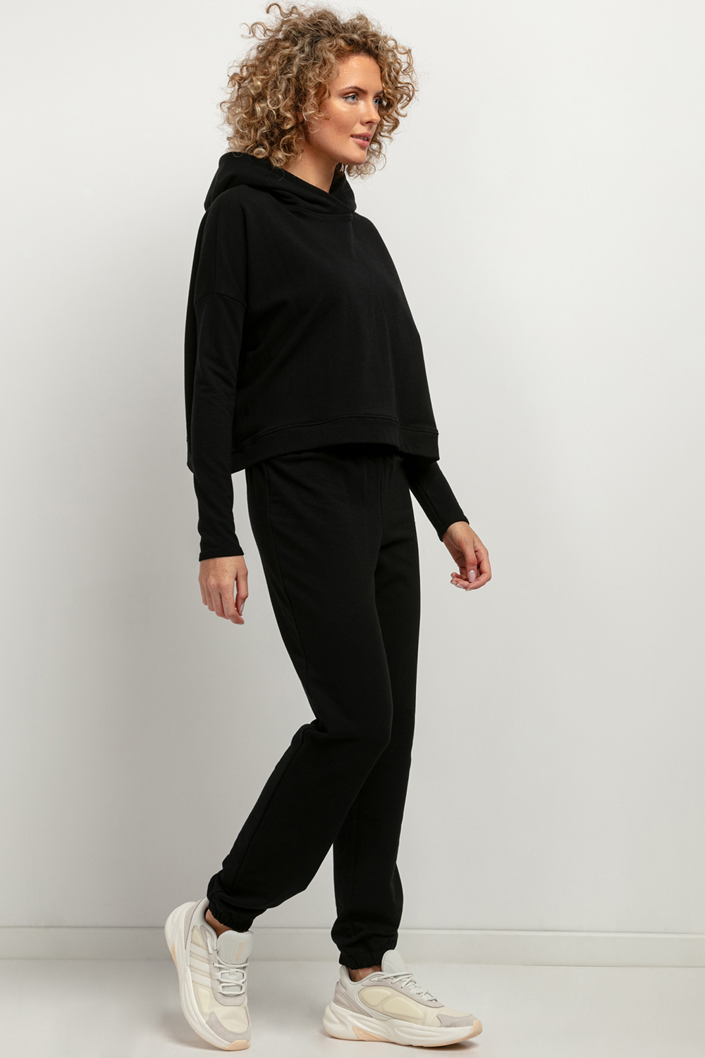 Sportanzug Hosen model 183188 Tessita